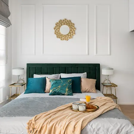 Apartamento Urban Gem With Private Parking, Relaxing Balcony At Metro Station, Only 10 Min To Centre *